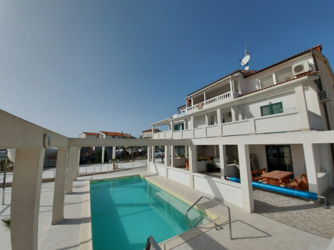 Apartments Raffaello Rab